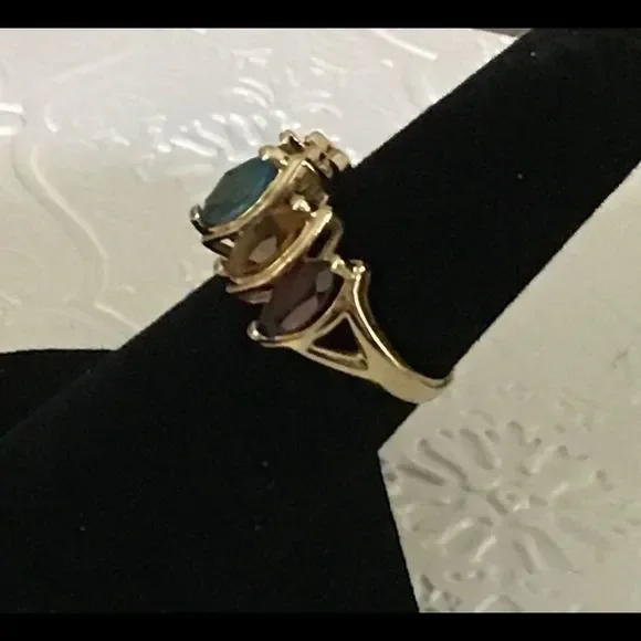 14K Gold ring with 5 marquis shaped‎ gemstones